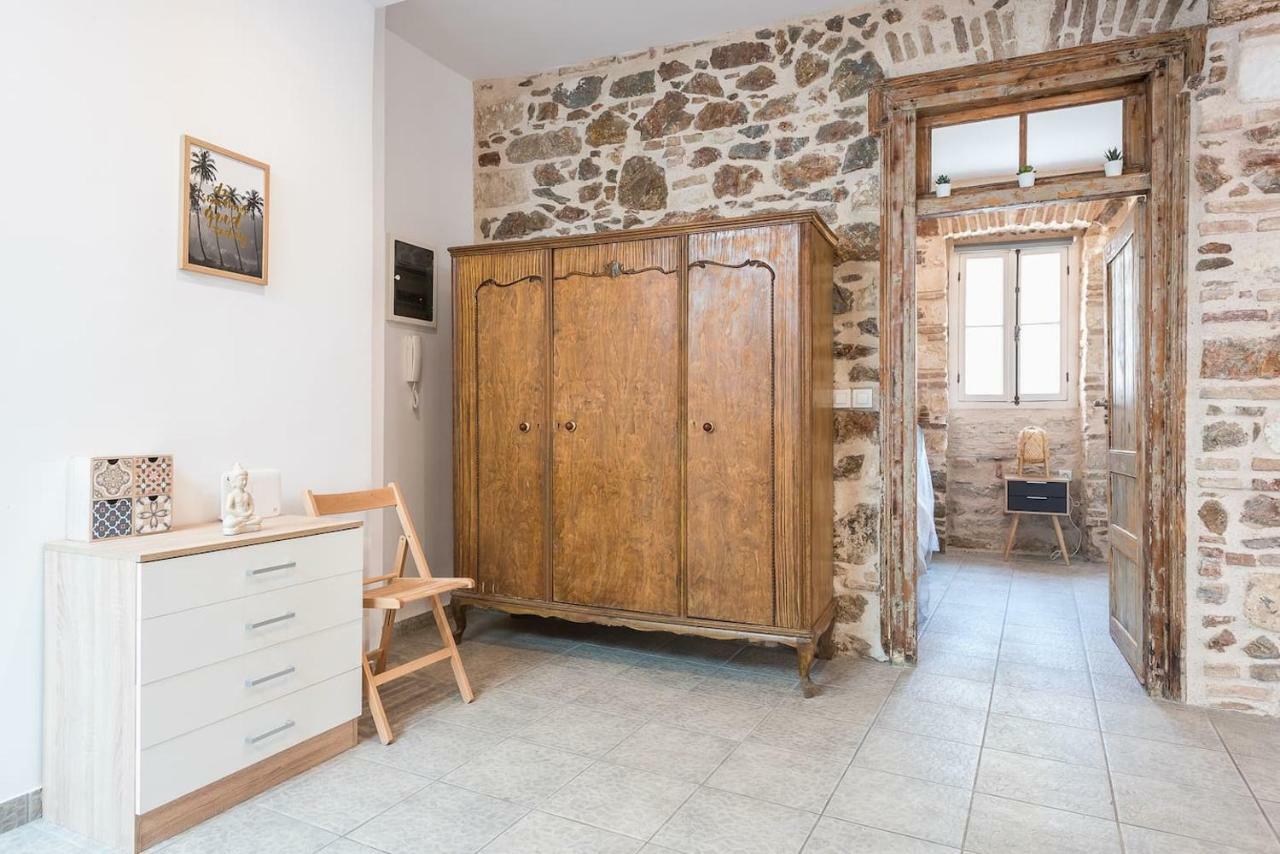 Apartamento Stone House Under Acropolis Atenas Exterior foto