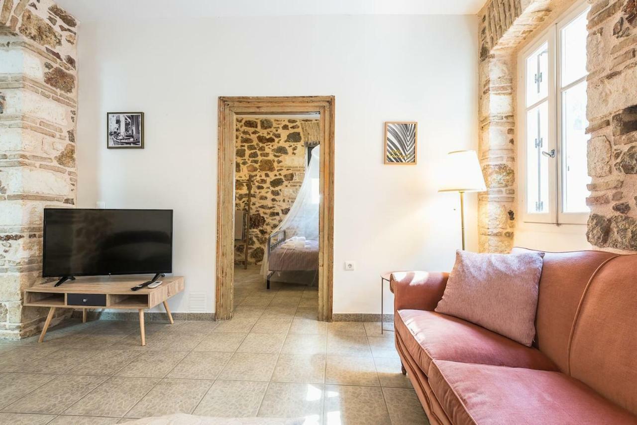 Apartamento Stone House Under Acropolis Atenas Exterior foto
