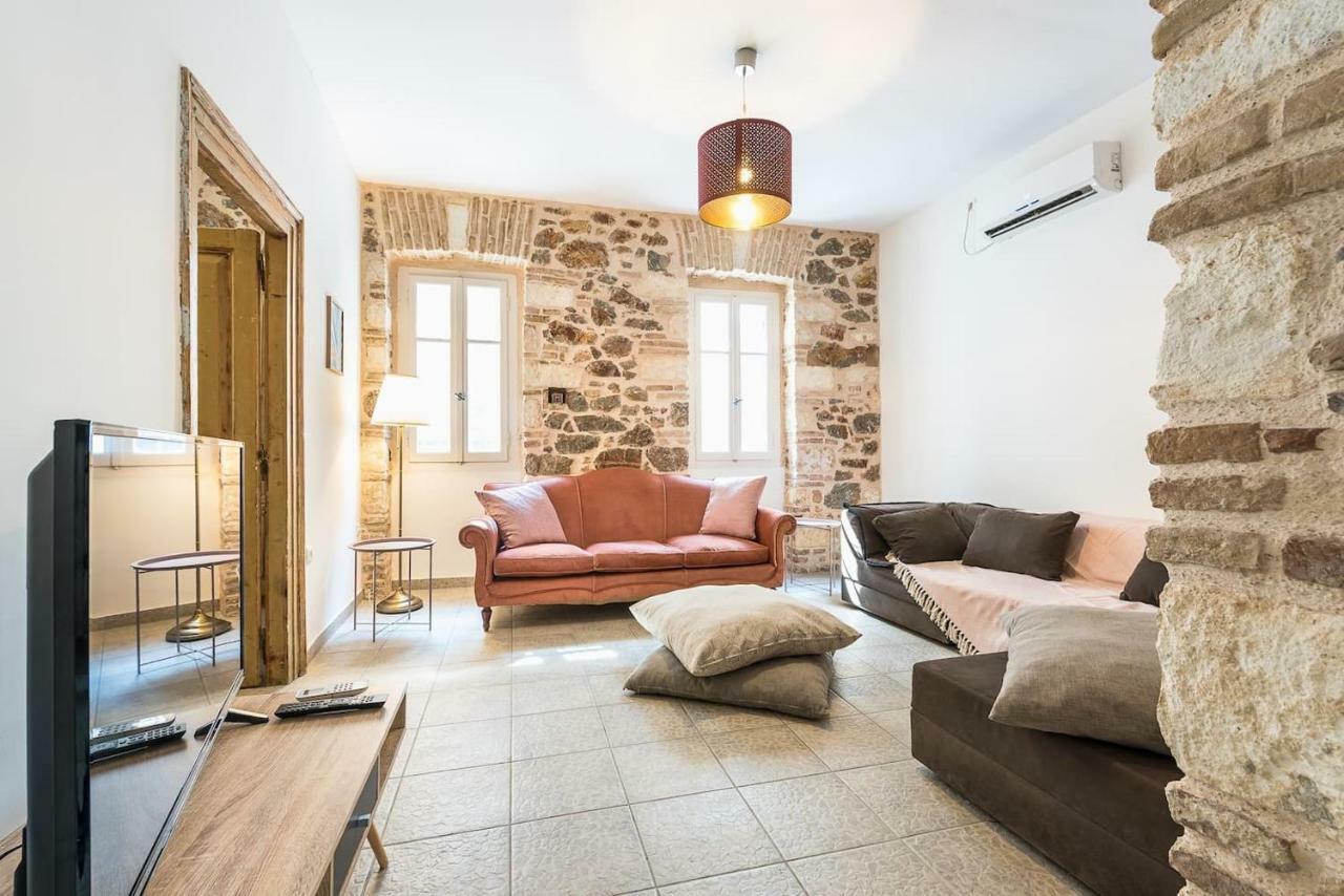 Apartamento Stone House Under Acropolis Atenas Exterior foto