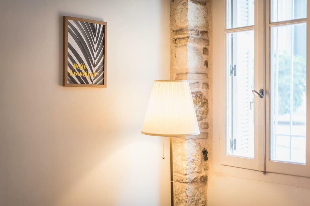 Apartamento Stone House Under Acropolis Atenas Exterior foto
